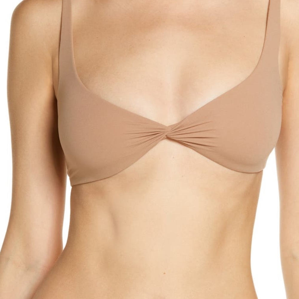 SKIMS FITS EVERYBODY SKIMPY SCOOP BRALETTE